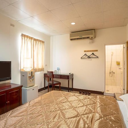 The Cloud Hotel Zhongli Branch Екстериор снимка